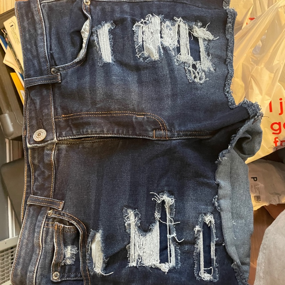 American Eagle Distressed High Rise Shortie